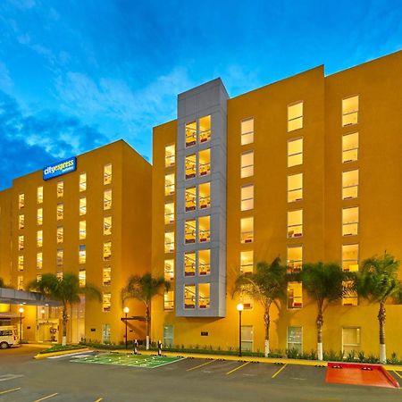 ซิตี้ เอ็กซ์เพรส เกเรตาโร ฮูริกา Hotel ภายนอก รูปภาพ