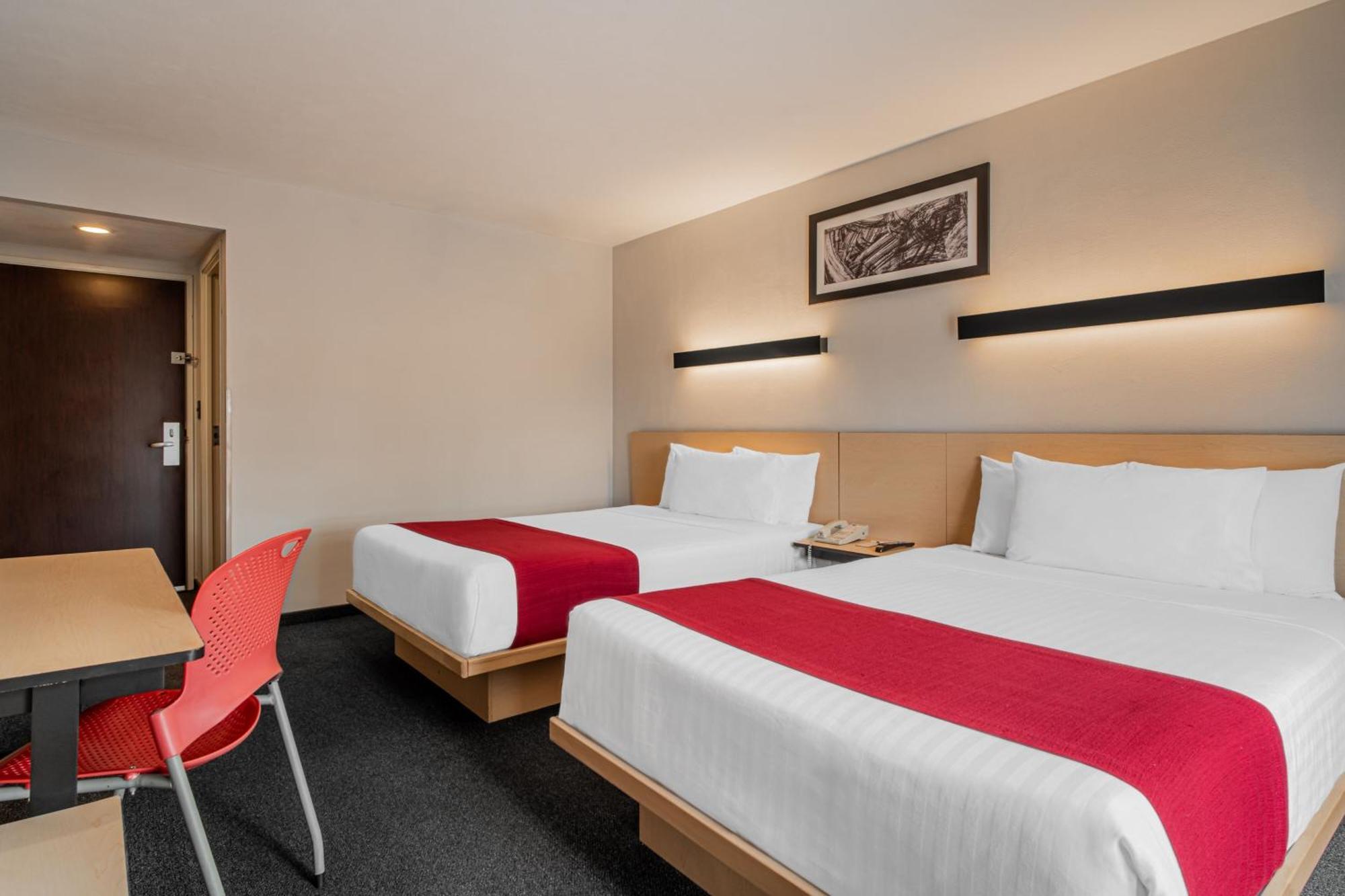 ซิตี้ เอ็กซ์เพรส เกเรตาโร ฮูริกา Hotel ภายนอก รูปภาพ
